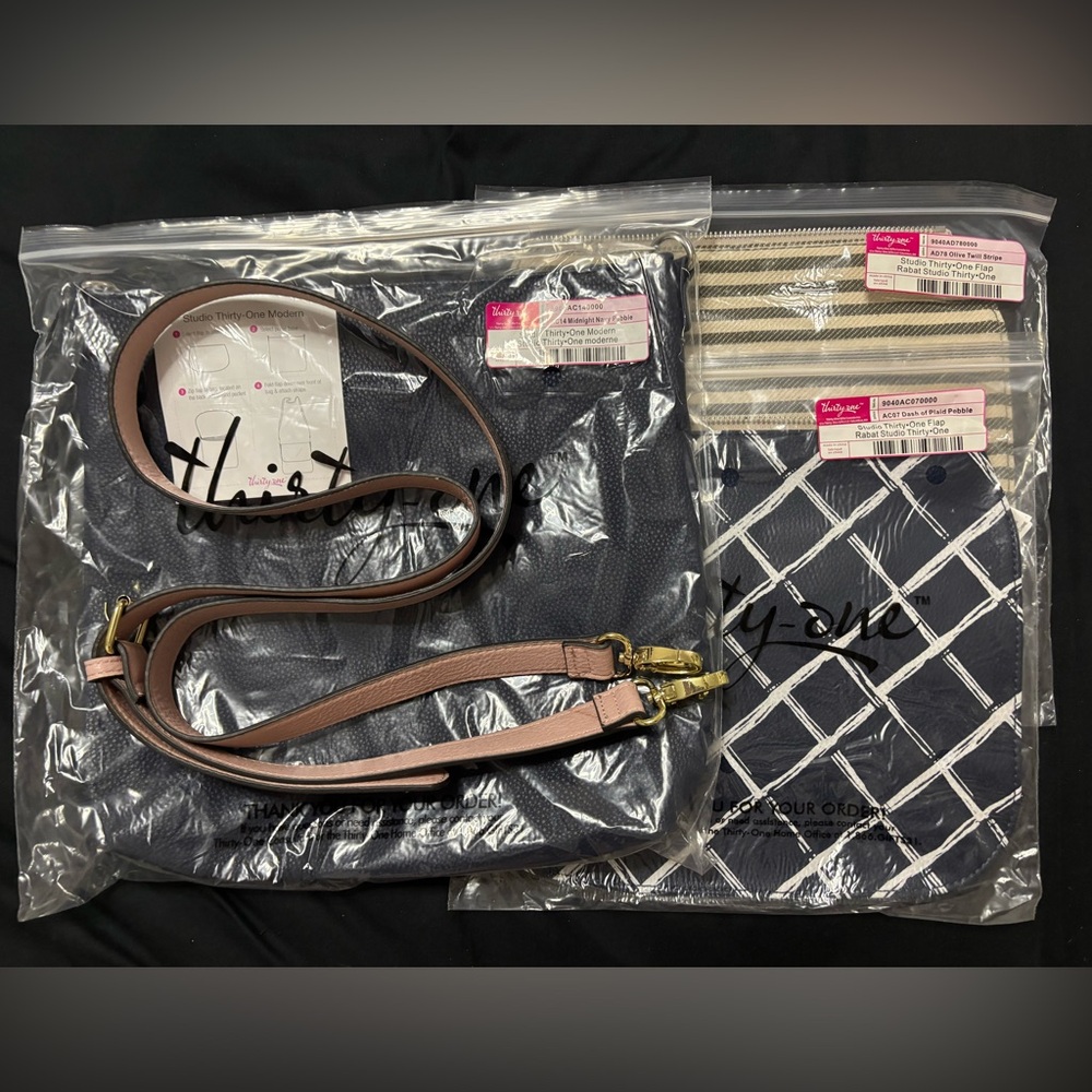 Studio Thirty-One Navy Crossbody Bag Set